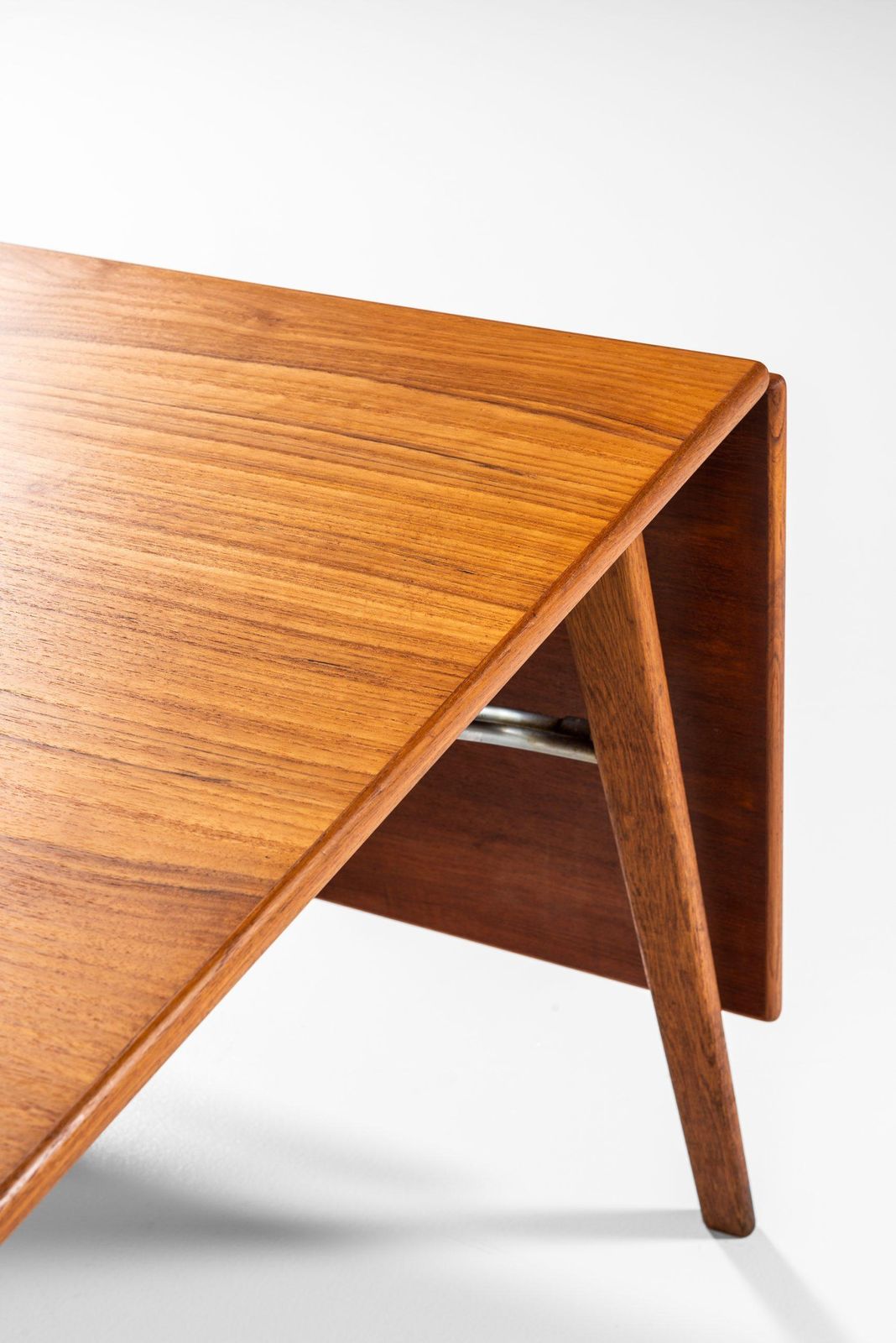 photo vintage Børge Mogensen Dining Table Or Desk Produced By Søborg Møbler In Denmark
