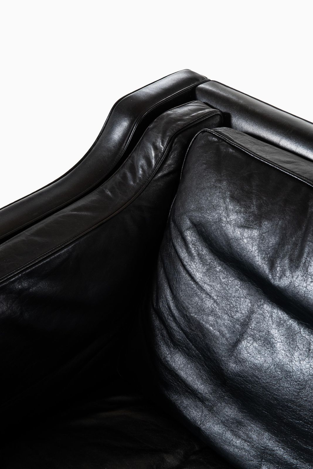 Børge Mogensen Sofa Model 2213 By Fredericia Stolefabrik In Denmark photo vinterior