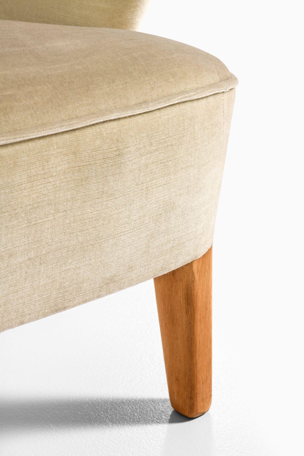 Sofa In Ash Legs With Original Velvet Mohair Fabric By Flemming Lassen, 1940's photo vinterior