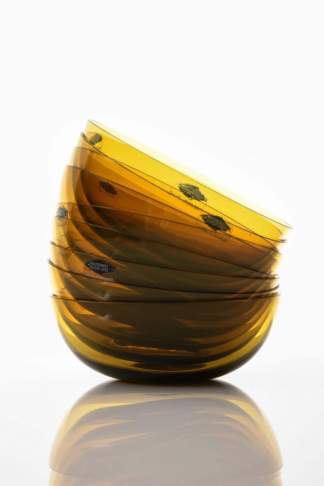 Kaj Franck Bowls Produced By Nuutajärvi Notsjö In Finland photo furniture