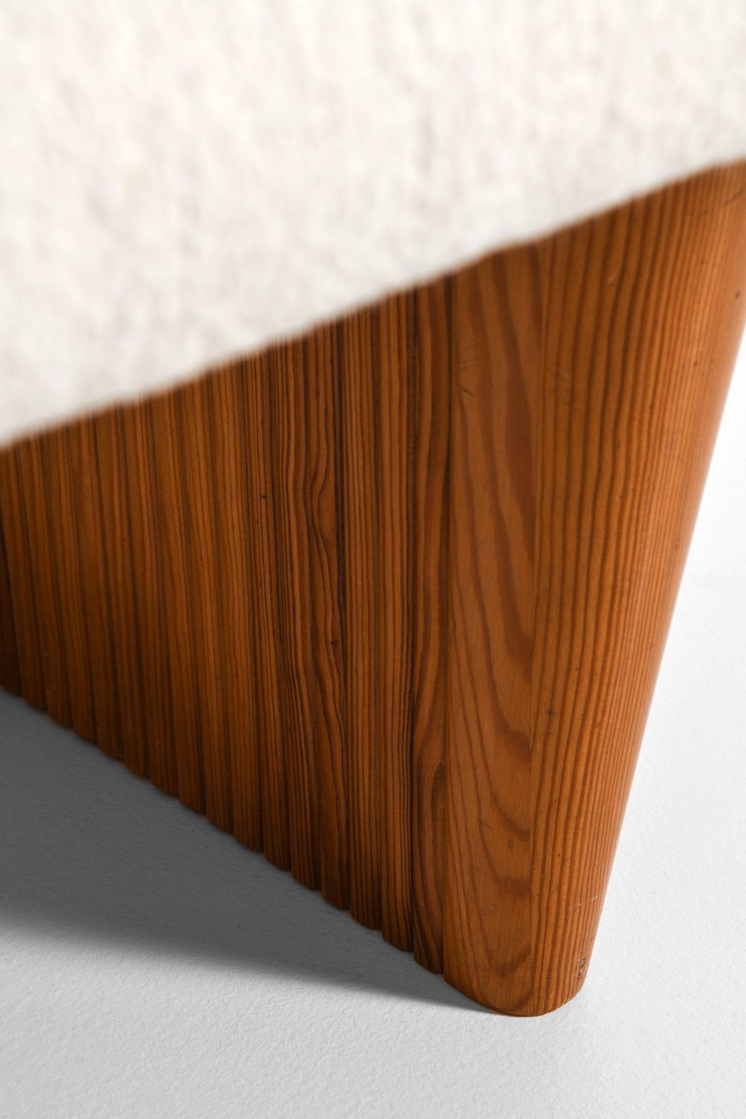 Bench In Pine & Newly Reupholstered In White Bouclé Fabric By Birger Hahl, 1947 photo Furniture