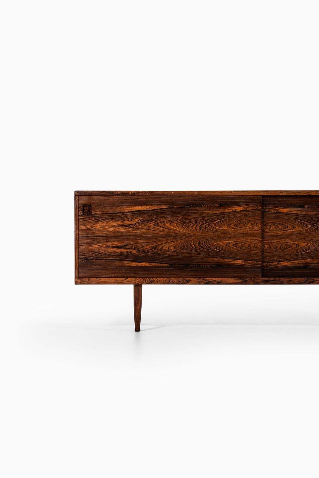Niels O. Møller Sideboard Model No 20 In Rosewood Produced In Denmark photo furniture