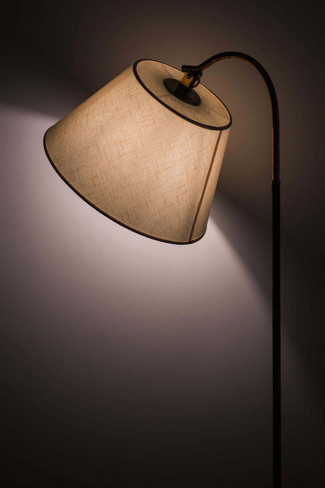 Paavo Tynell Floor Lamp Model 9609 Produced By Taito Oy photo vinterior
