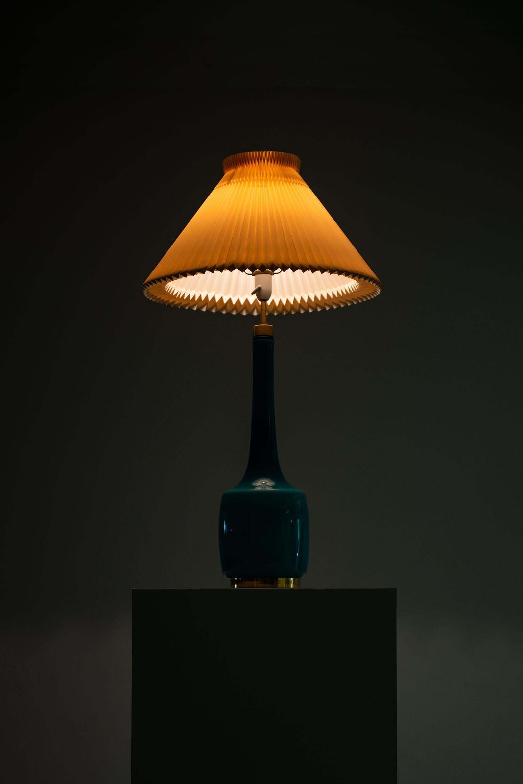 Svend Aage Holm Sørensen Table Lamps By Holm Sørensen & Co. In Denmark photo vinterior