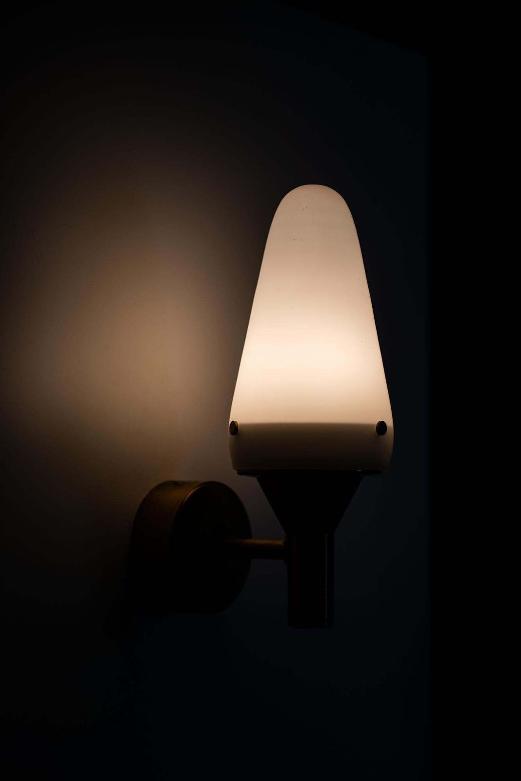Hans Agne Jakobsson Wall Lamps In Brass And Opaline Glass photo 1486.0