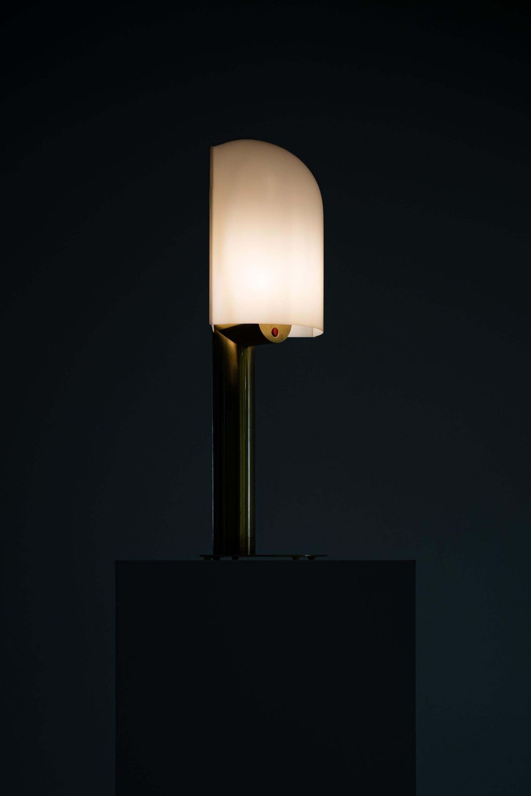 photo furniture Reima Pietilä Table Lamps Produced For Public Library Metso In Tampere, Finland