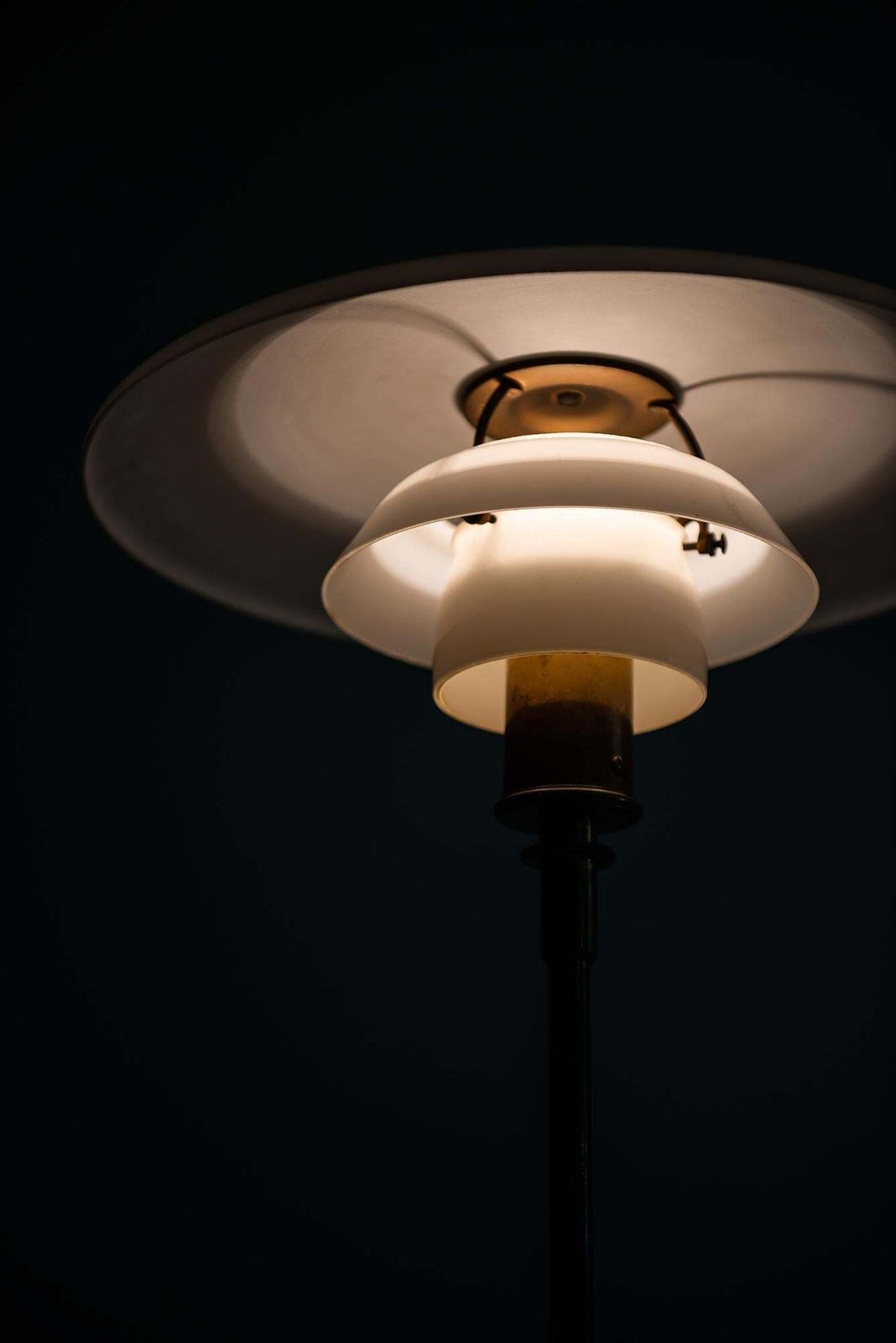 Poul Henningsen Early Table Lamp Model Ph 3/2 By Louis Poulsen In Denmark photo buy