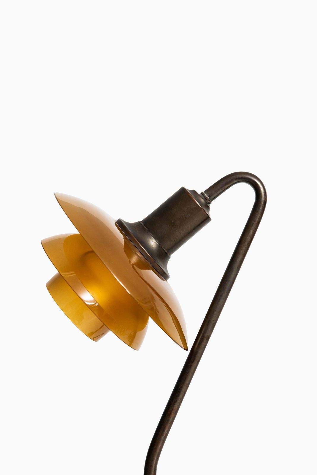 Poul Henningsen Early Table Lamp Model Ph 2/2 'Vintergækken' By Louis Poulsen photo furniture