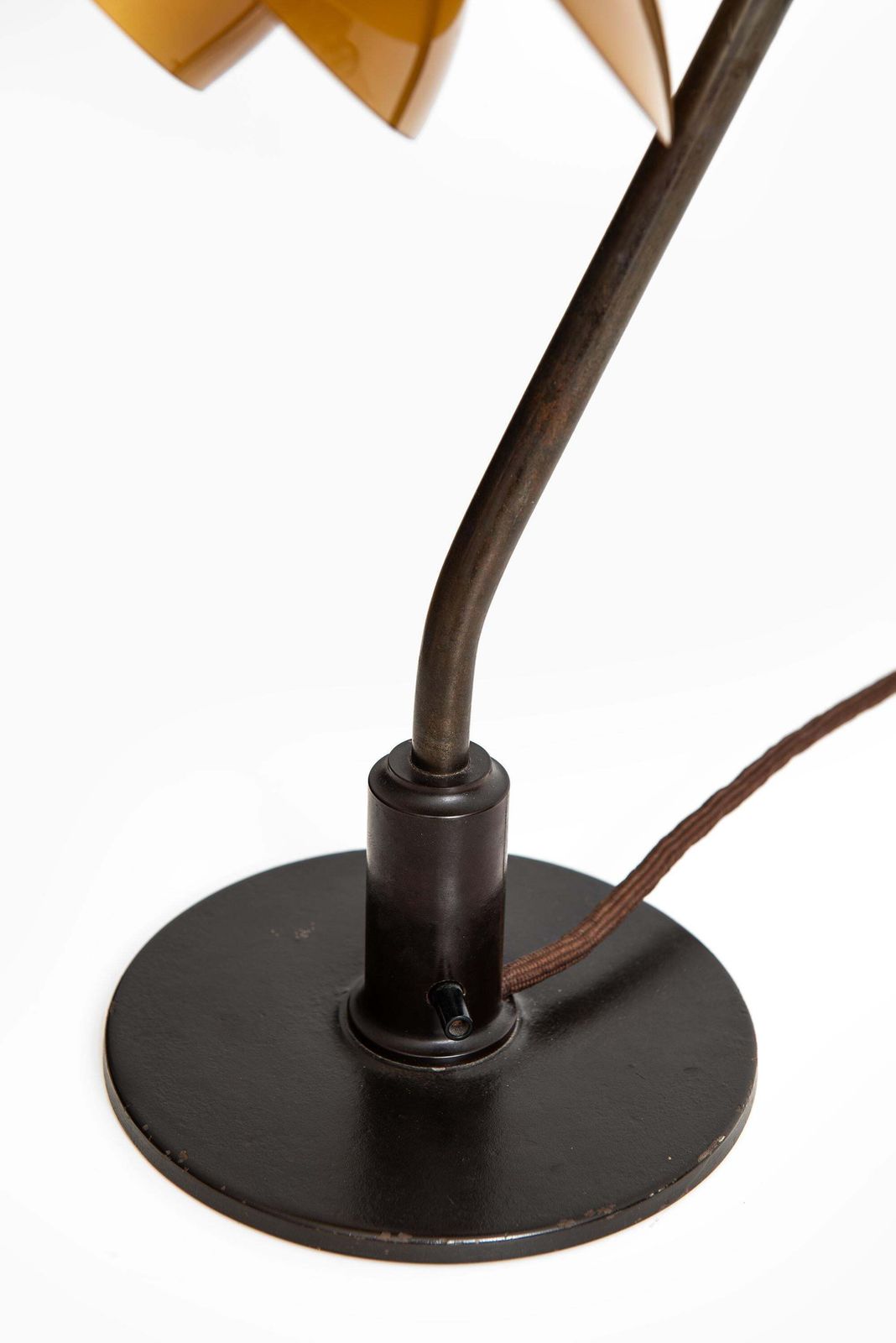 Poul Henningsen Early Table Lamp Model Ph 2/2 'Vintergækken' By Louis Poulsen photo for sale