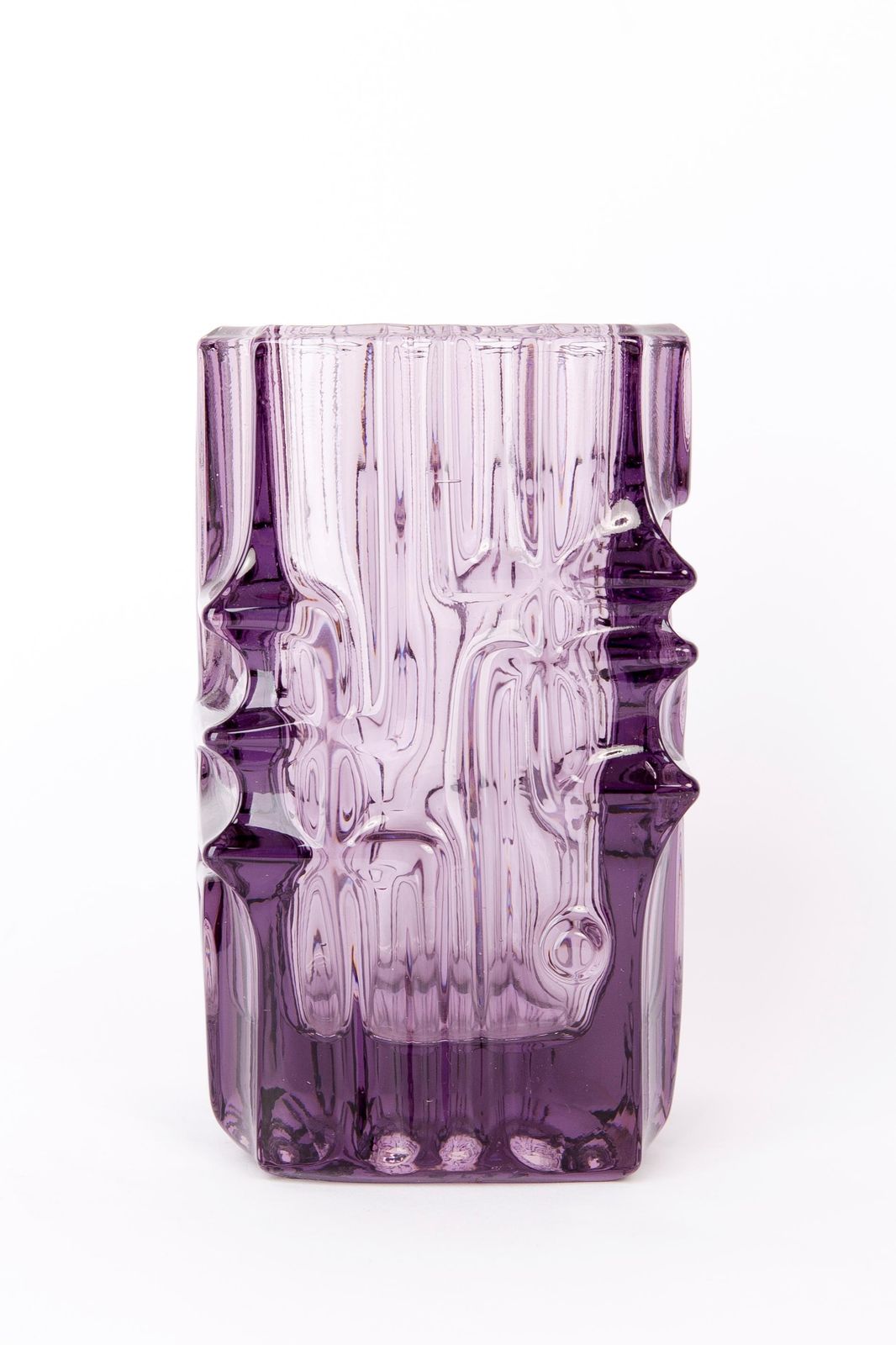 Violet Vase By Vladislav Urban For Sklo Union, 20th Century, Europe, 1960s photo for sale