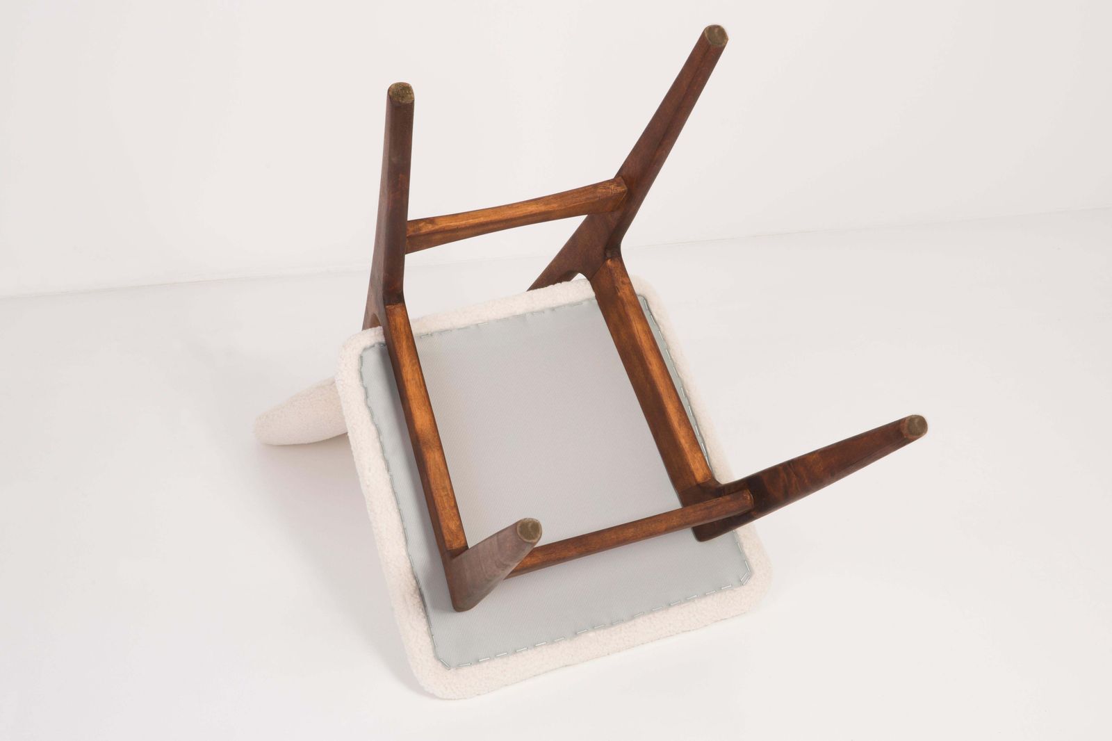 photo furniture 20th Century Light Crème Boucle Chair, 1960s