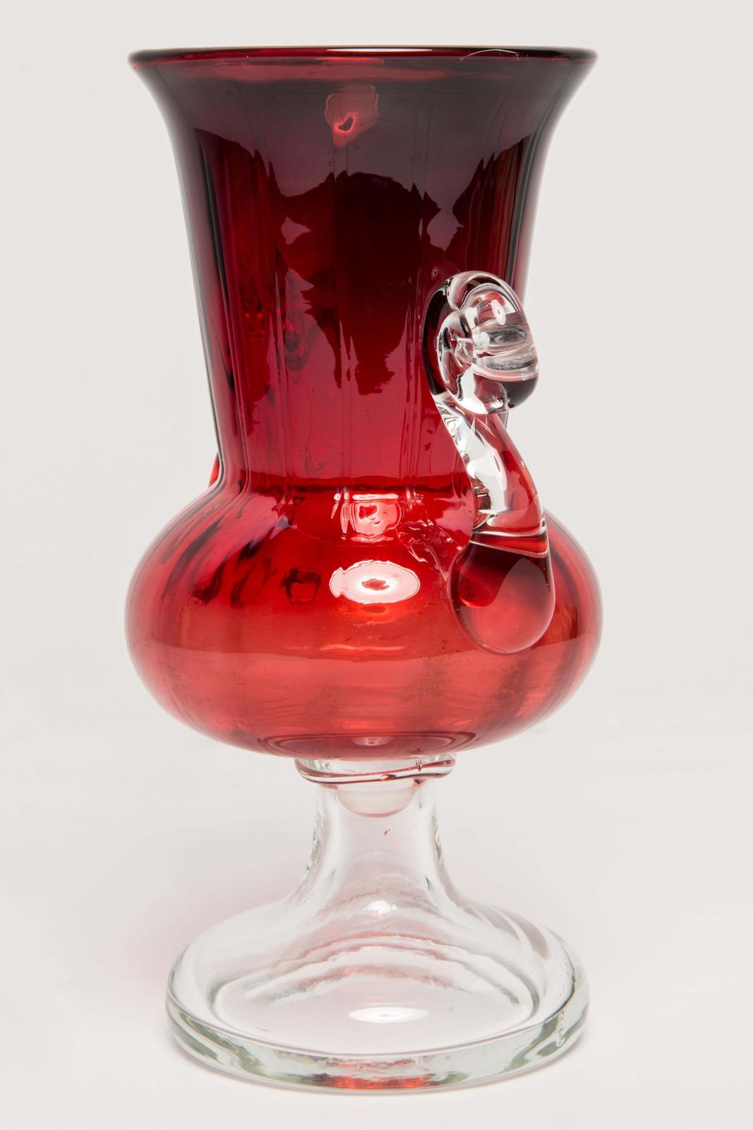 photo furniture Mid Century Vintage Artistic Glass Red Vase, Tarnowiec, Sulczan, Europe, 1970s