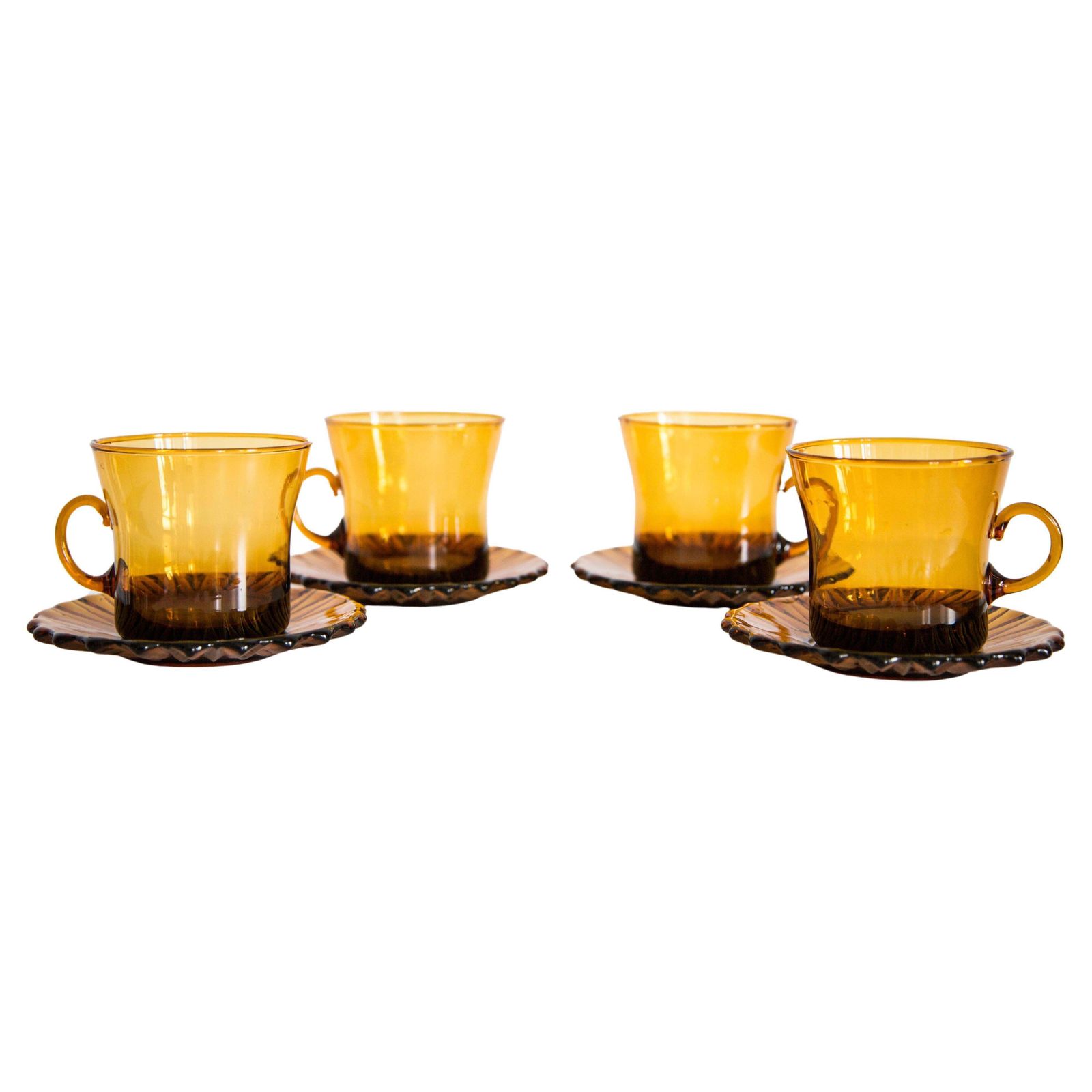 Set Of Four Mid Century Tea Glasses And Plates, Europe, 1960s