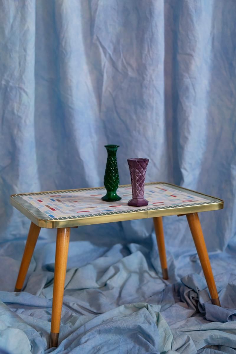 Set Van Twee Mid Century Artistieke Miniatuurvazen In Groen En Paars, Europa, Jaren 1960 photo vintage