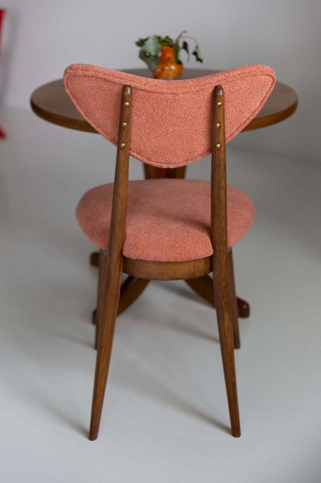Vintage Oranje Fluwelen Stoel Met Hartvorm, Europa, Ca. Jaren 1960 photo furniture