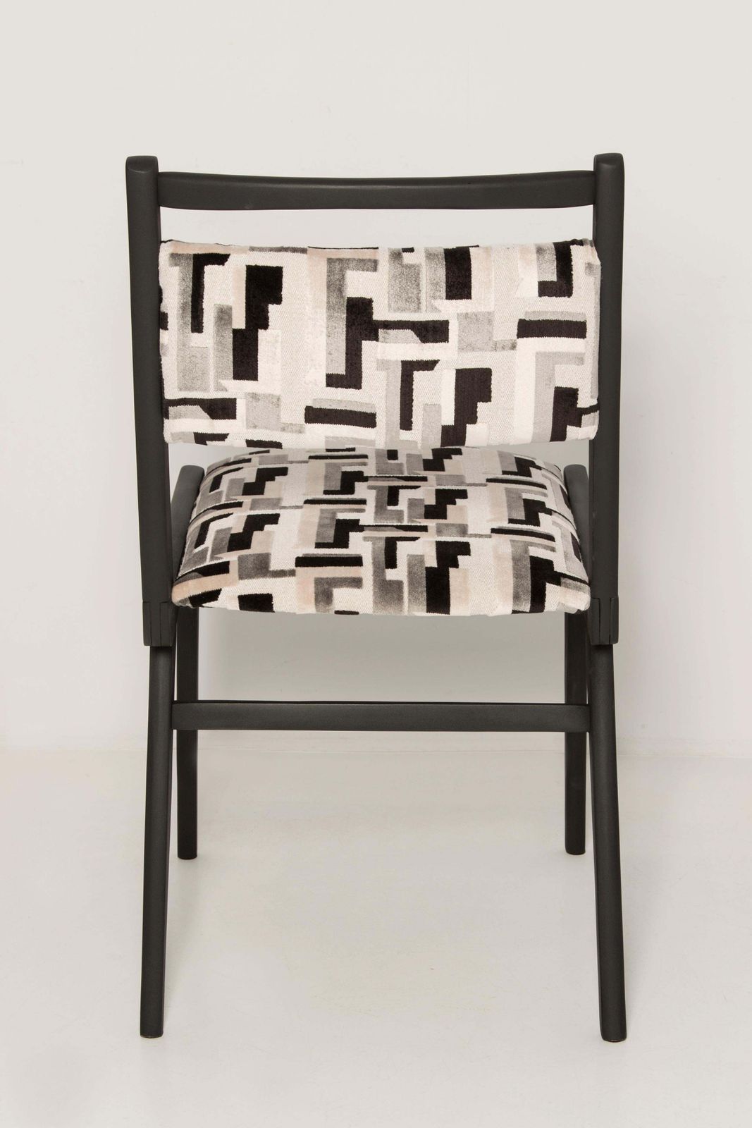 Mid Century Zwart Wit Fluwelen Fauteuil, Polen, Europa, Ca. Jaren 1960. photo buy