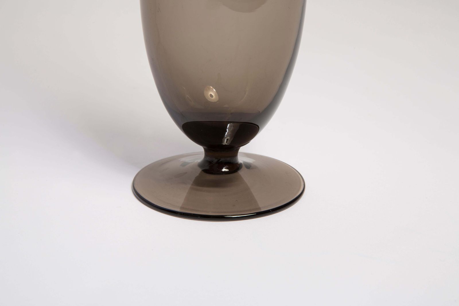 photo furniture Mid Century Vintage Beige Slim Vase, Europe, 1960s