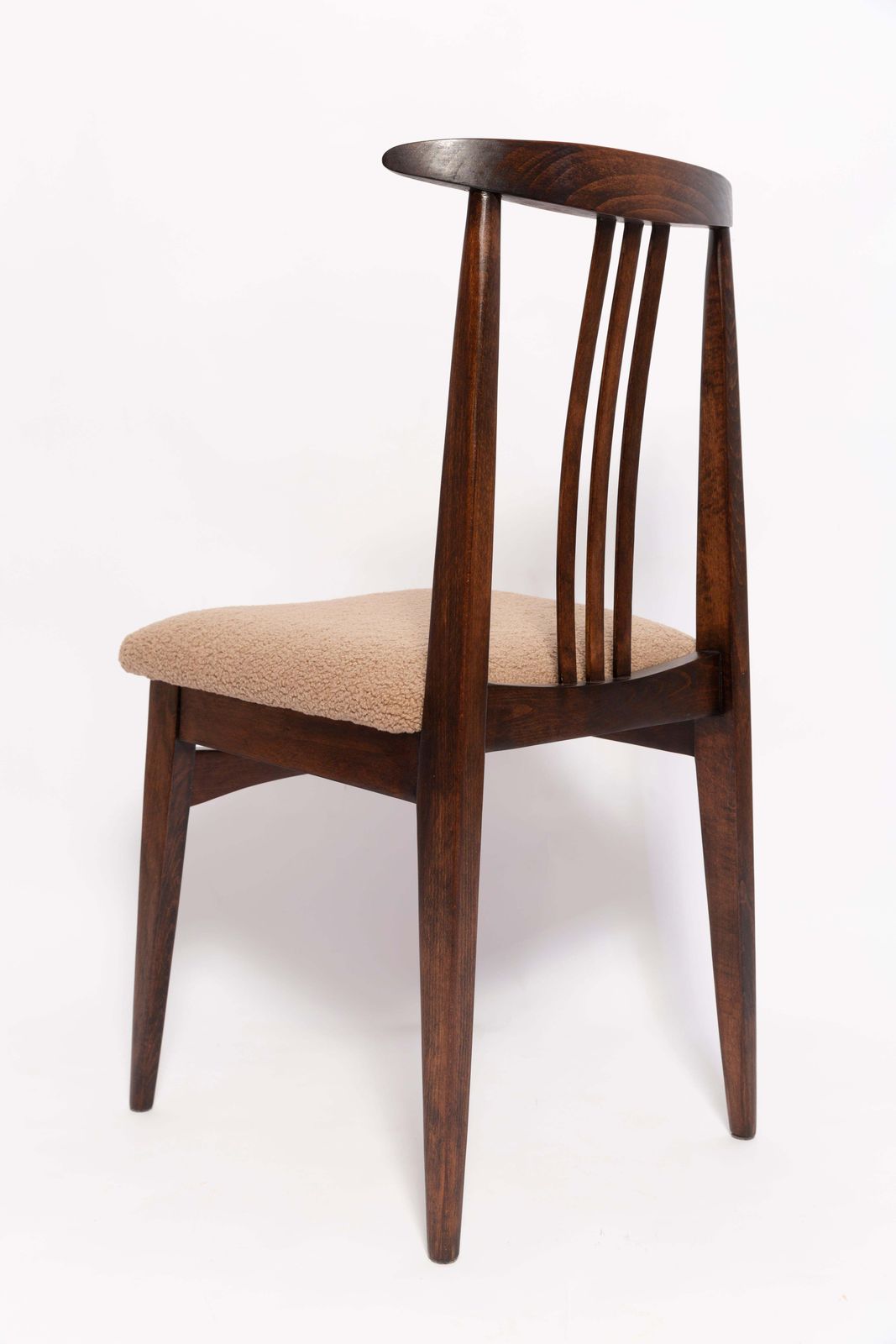 Mid Century Latte Boucle Chair, Walnut Wood, M. Zielinski, Europe, 1960s photo vintage