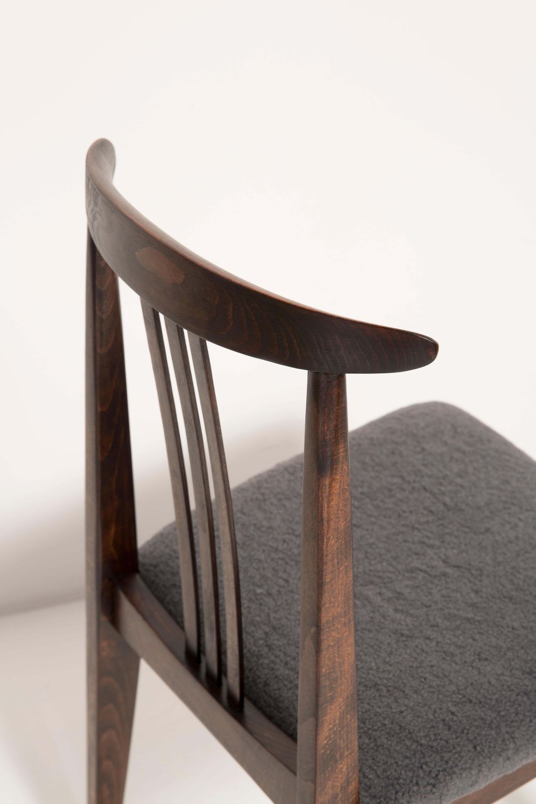 photo vinterior Mid Century Modern Gray Boucle Chair, Designed By M. Zielinski, Europe, 1960s