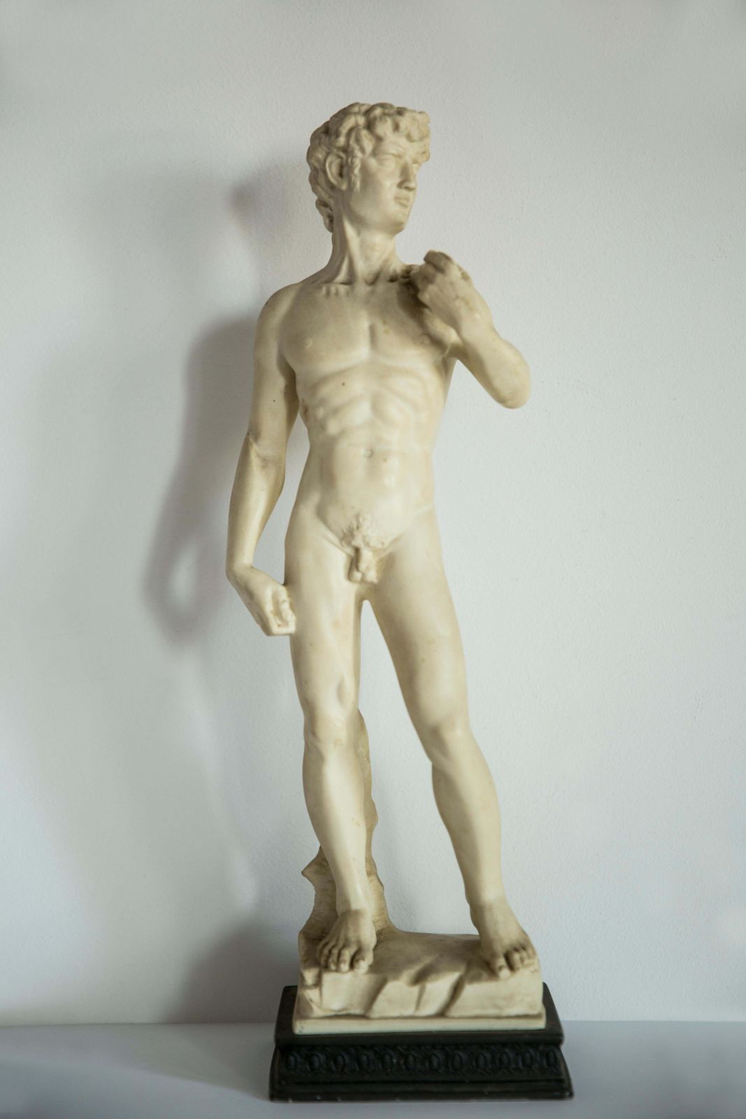 photo furniture Mid Century Rare Davide Sculpture, Gypsum, Italy, 1960s