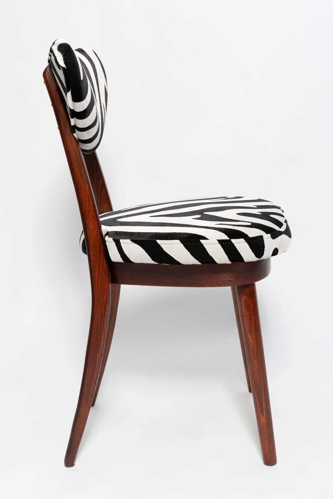 Midcentury Regency Zebra Black And White Heart Chair, Poland, 1960s photo vinterior