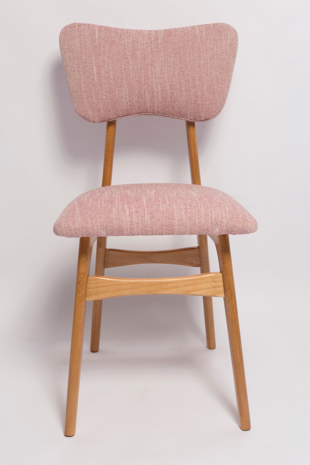 Meubels Mid Century Vlindermodel Eetkamerstoel, Roze Linnen, Licht Hout, Europa, Jaren 1960 photo