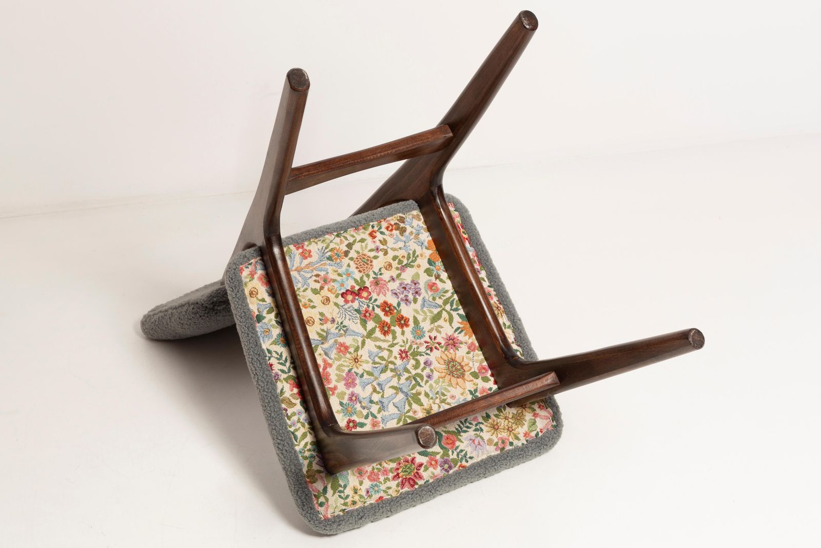 photo for sale Mid Century Butterfly Dining Chair, Gray Boucle, Dark Walnut Wood, Europe, 1960s