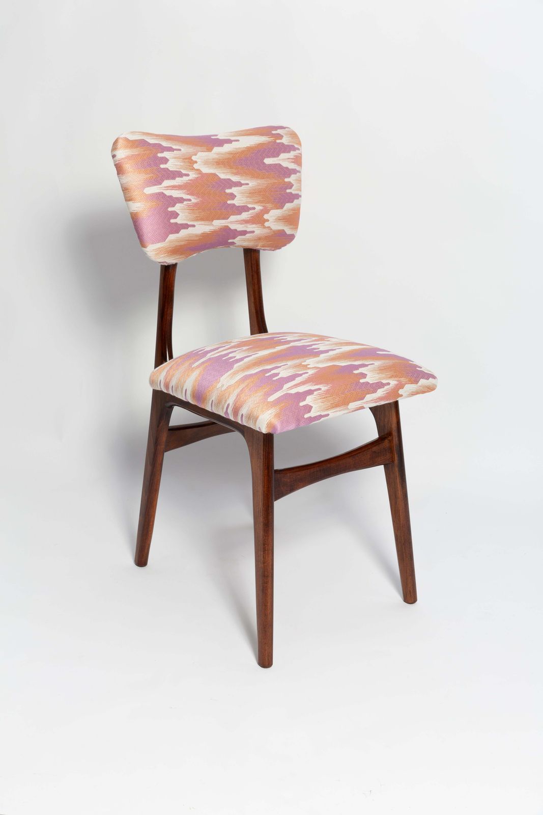 Mid Century Butterfly Chair And Stool Fandango Jacquard, Dark Wood, Europe 1960s photo vinterior