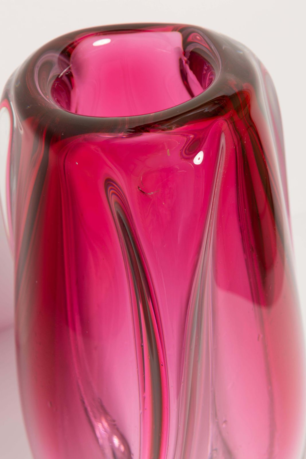 510.0 Mid Century Vintage Pink Big Vase, Val Saint Lambert, Belgium, 1960s photo