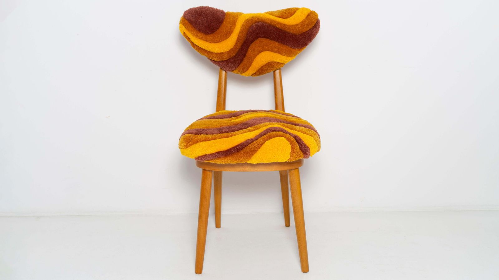 Mid Century Heart Chair In Hand Tufting Yellow Wool, Europe, Poland, 1960s photo for sale