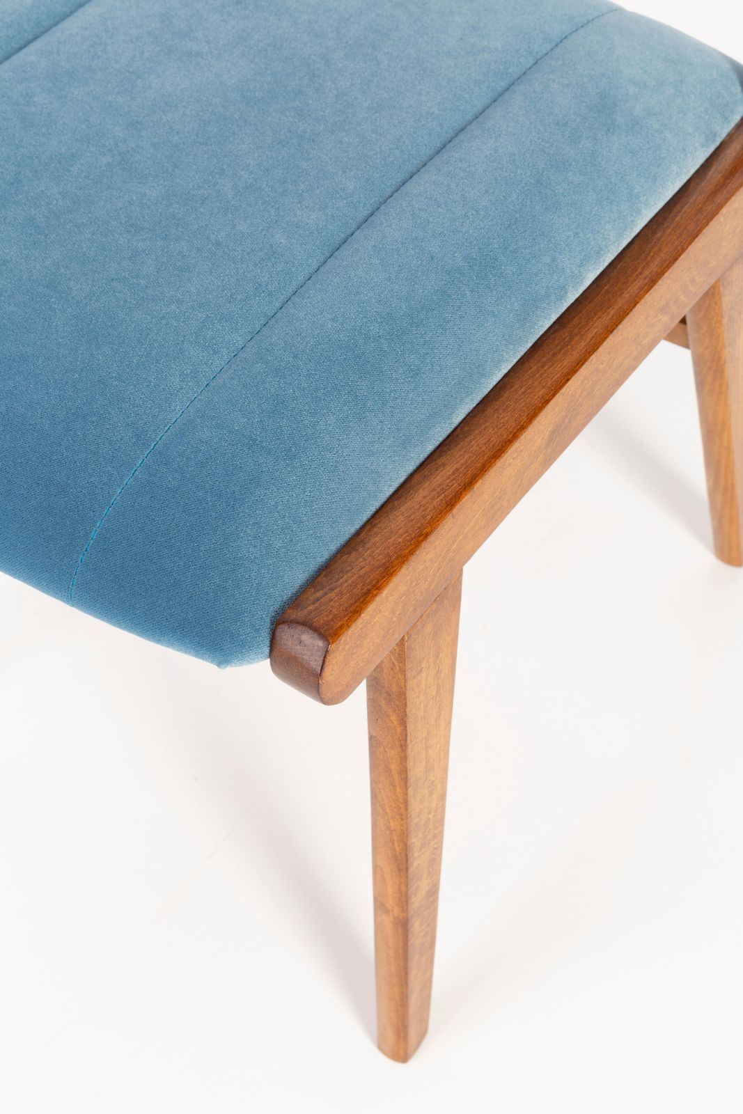 Paar 20e Eeuwse Blauwe Fluwelen Stoelen, Polen, Jaren 1960 photo vinterior