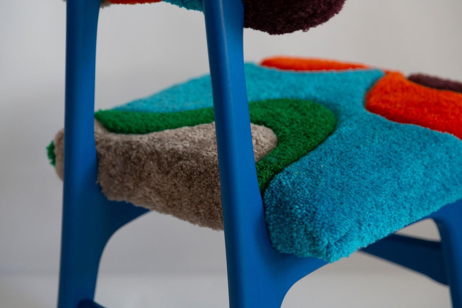 Mid Century Butterfly Chair, Hand Tufting Blue Green Orange Wool, Europe, 1960s photo vintage