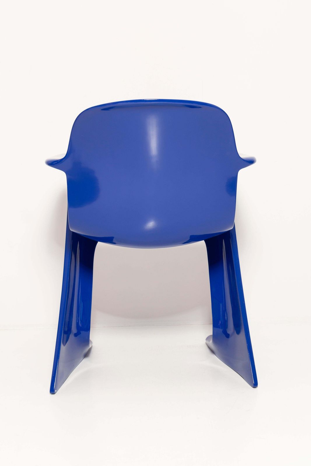 photo for sale Ultramarijnblauwe Kangaroo Chair, Ontworpen Door Ernst Moeckl, Duitsland, 1968