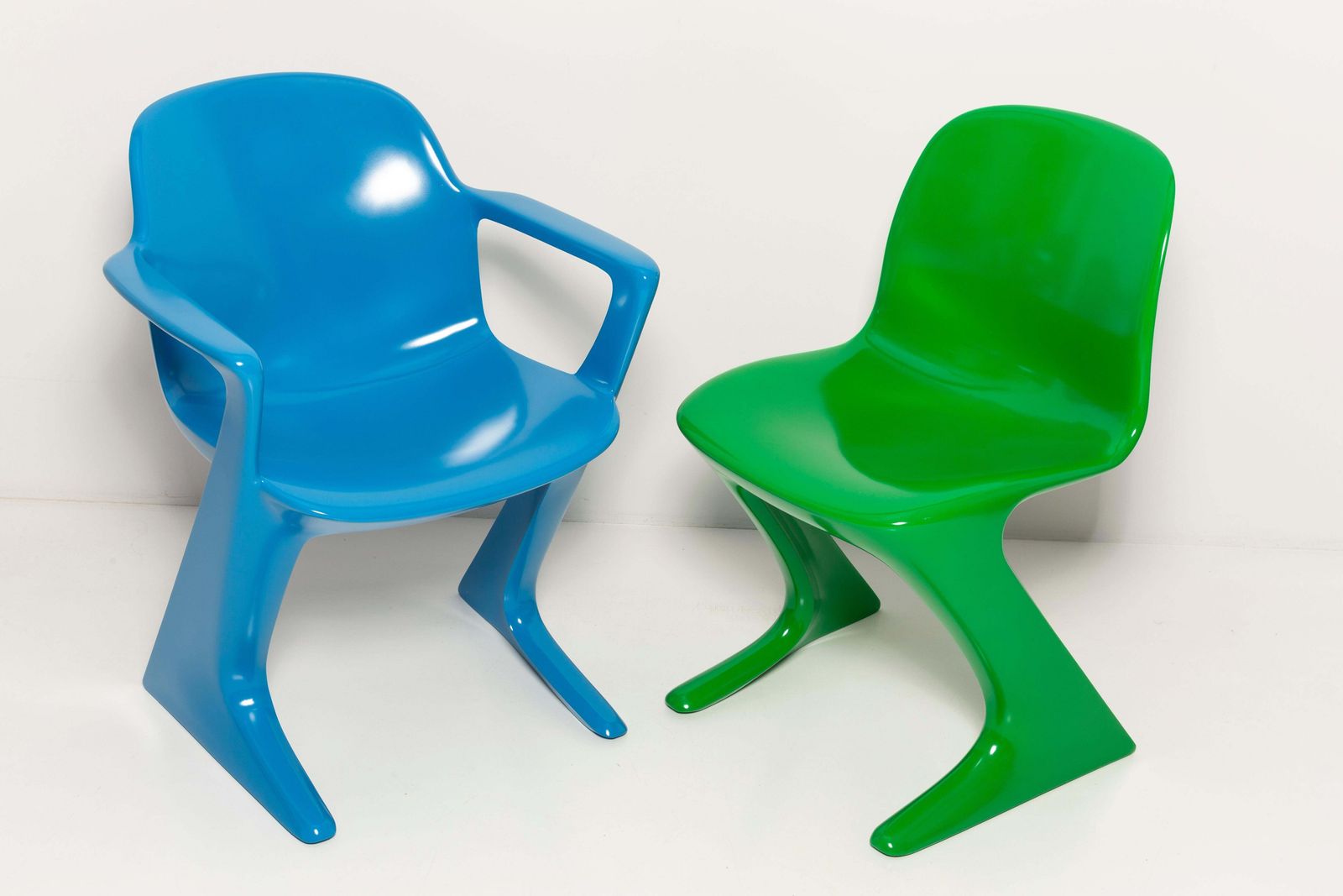 photo vinterior Blue Kangaroo Chair Designed By Ernst Moeckl, Germany, 1968