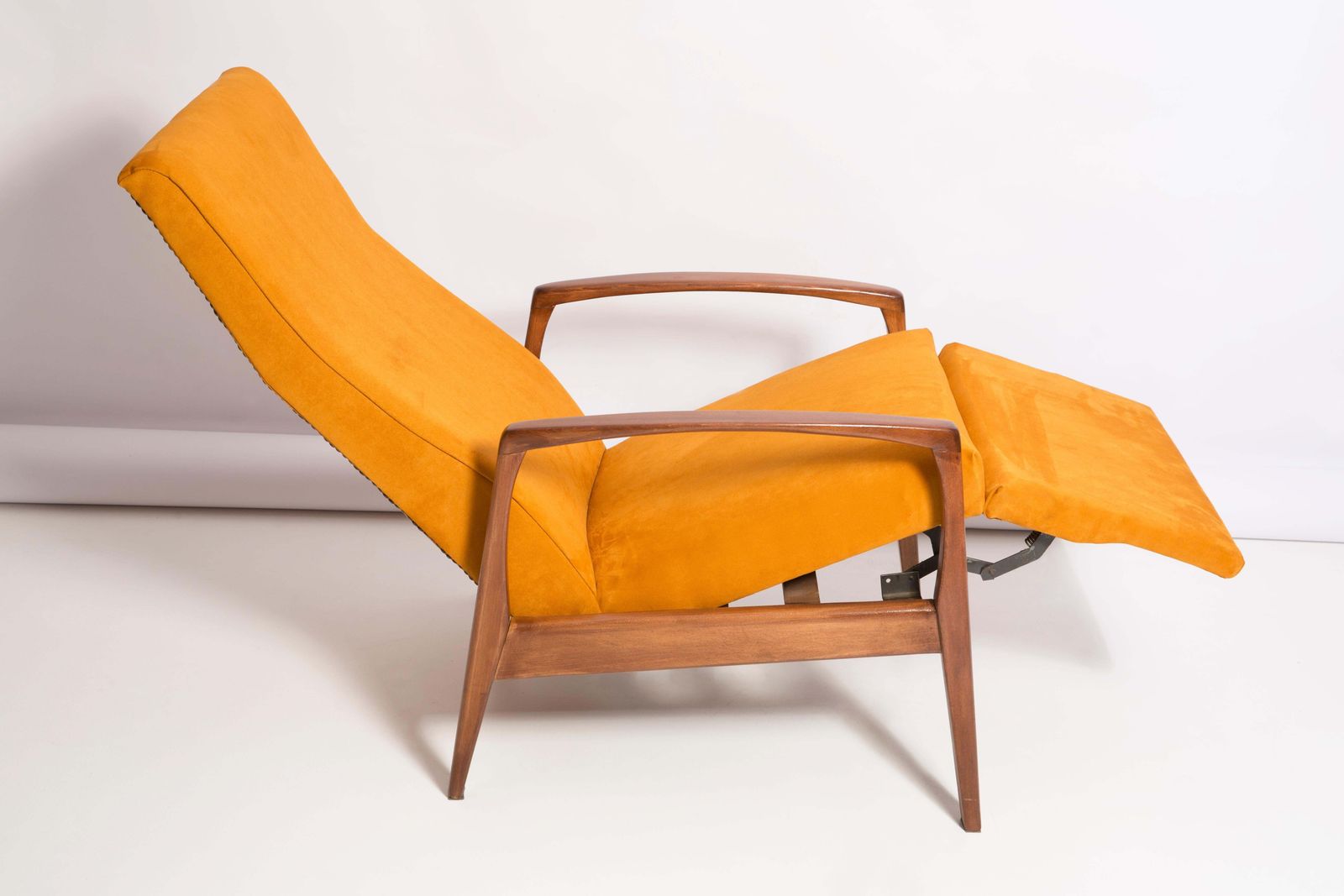 photo furniture 20th Century Yellow Fold Out Armchair, Europe, 1960s