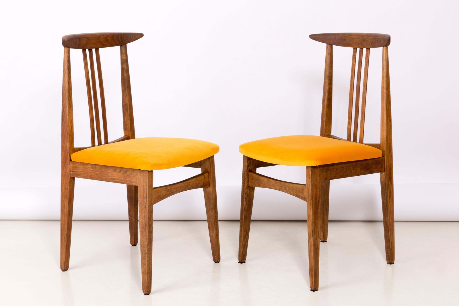 Set Of Four Yellow Chairs, By Zielinski, Poland, 1960s photo vinterior