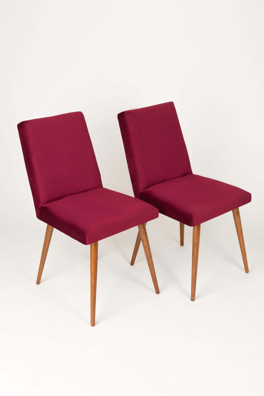 photo for sale Set Van Vier 20e Eeuwse Stoelen Met Donkergroen En Bordeauxrood Fluwelen Bekleding, Ca. Jaren 1960