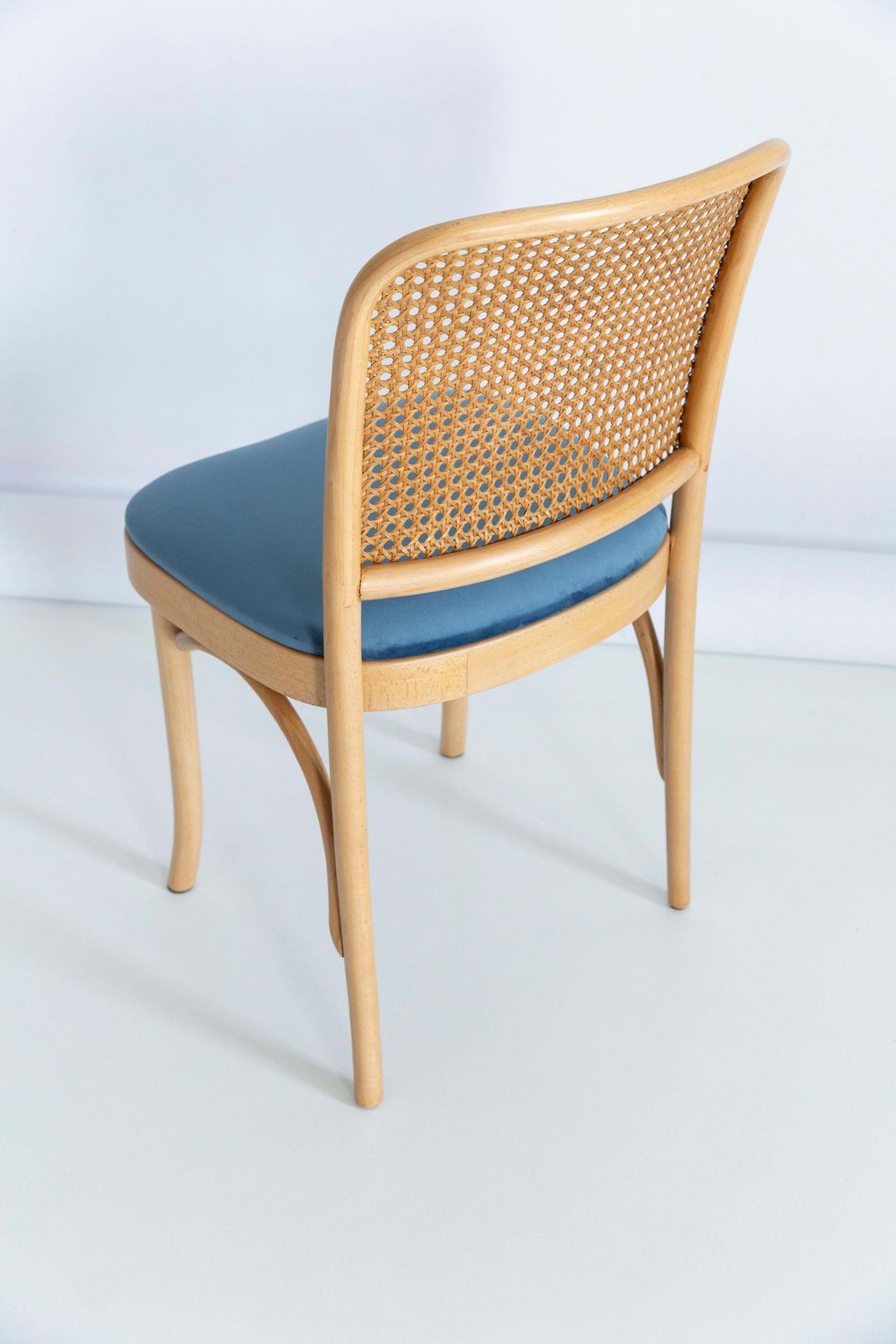 photo vintage Set Of Four Blue Velvet Thonet Wood Rattan Chairs, 1960s
