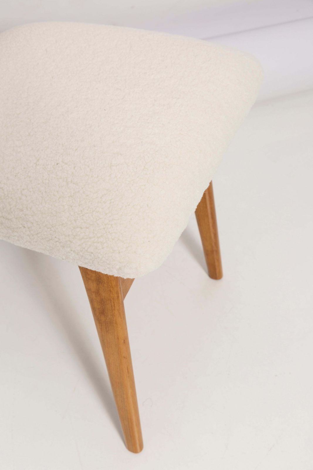 Mid Century Butterfly Dining Chair, Light Creme Boucle, Poland, 1960s photo for sale