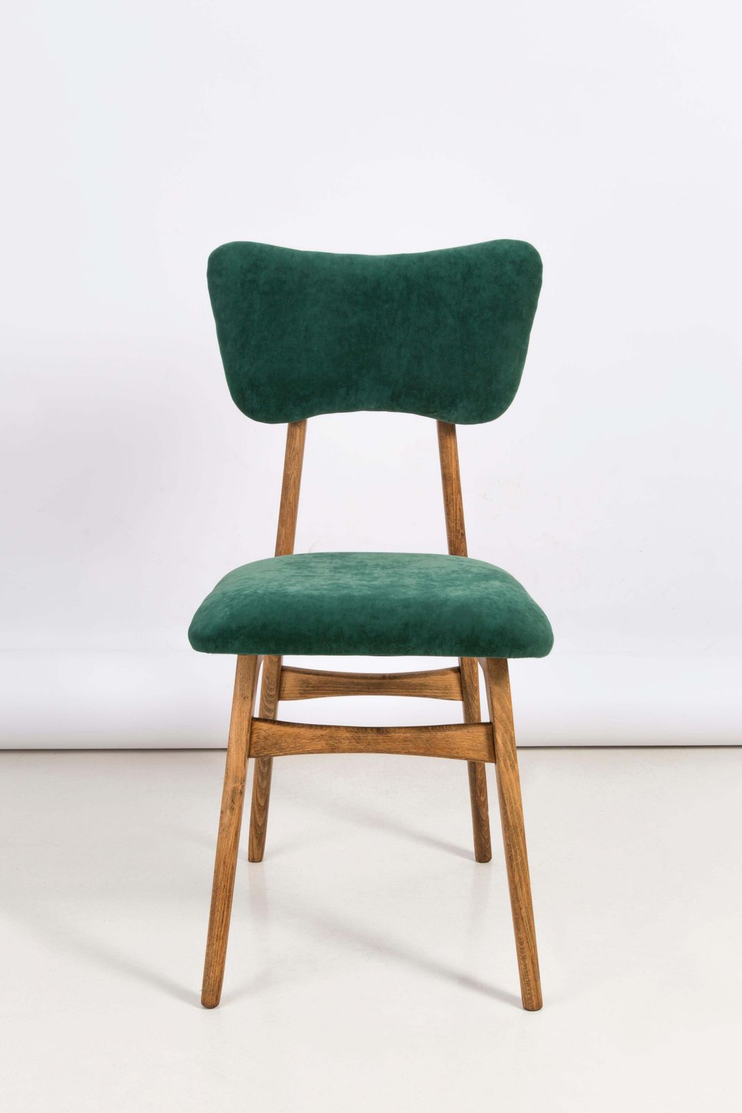 photo vinterior Set Van Vier Donkergroene Fluwelen Stoelen, 20e Eeuw, Ca. Jaren 1960