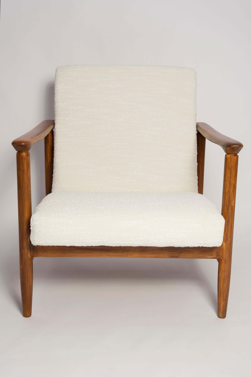 photo vinterior Mid Century Witte Bouclé Fauteuil, Gfm 142, Edmund Homa, Europa, Jaren 1960