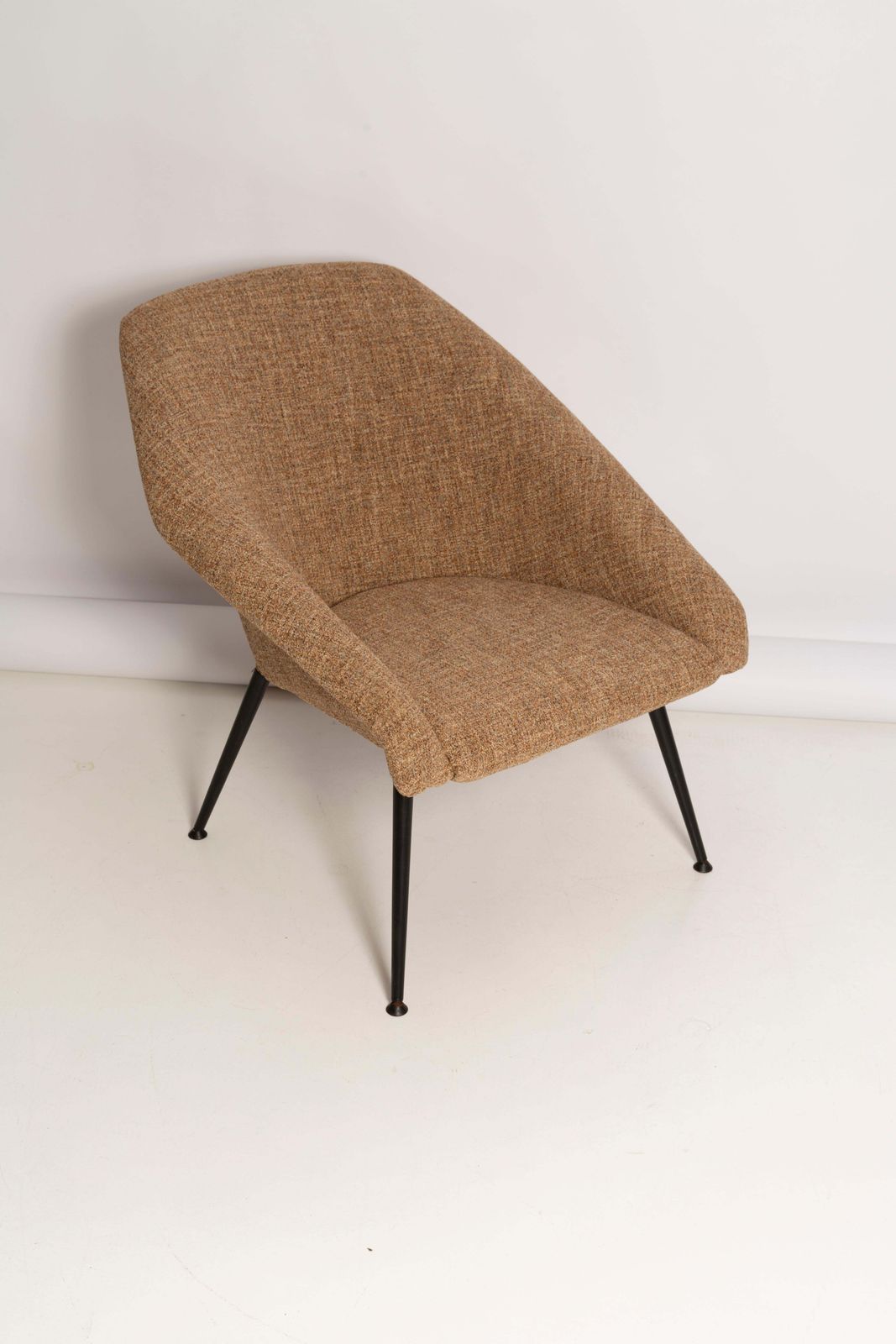 Mid Century Beige "Eva" Club Fauteuil, Europa, Jaren 1960 photo 1531.0