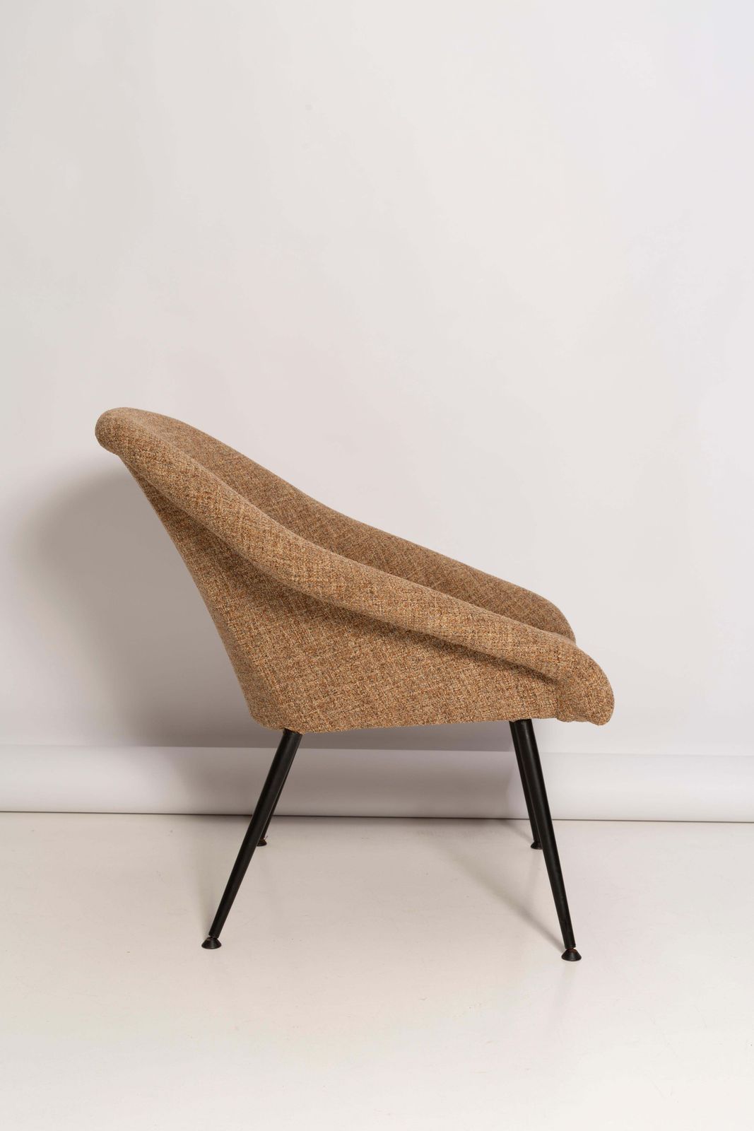 Mid Century Beige "Eva" Club Fauteuil, Europa, Jaren 1960 photo vintage
