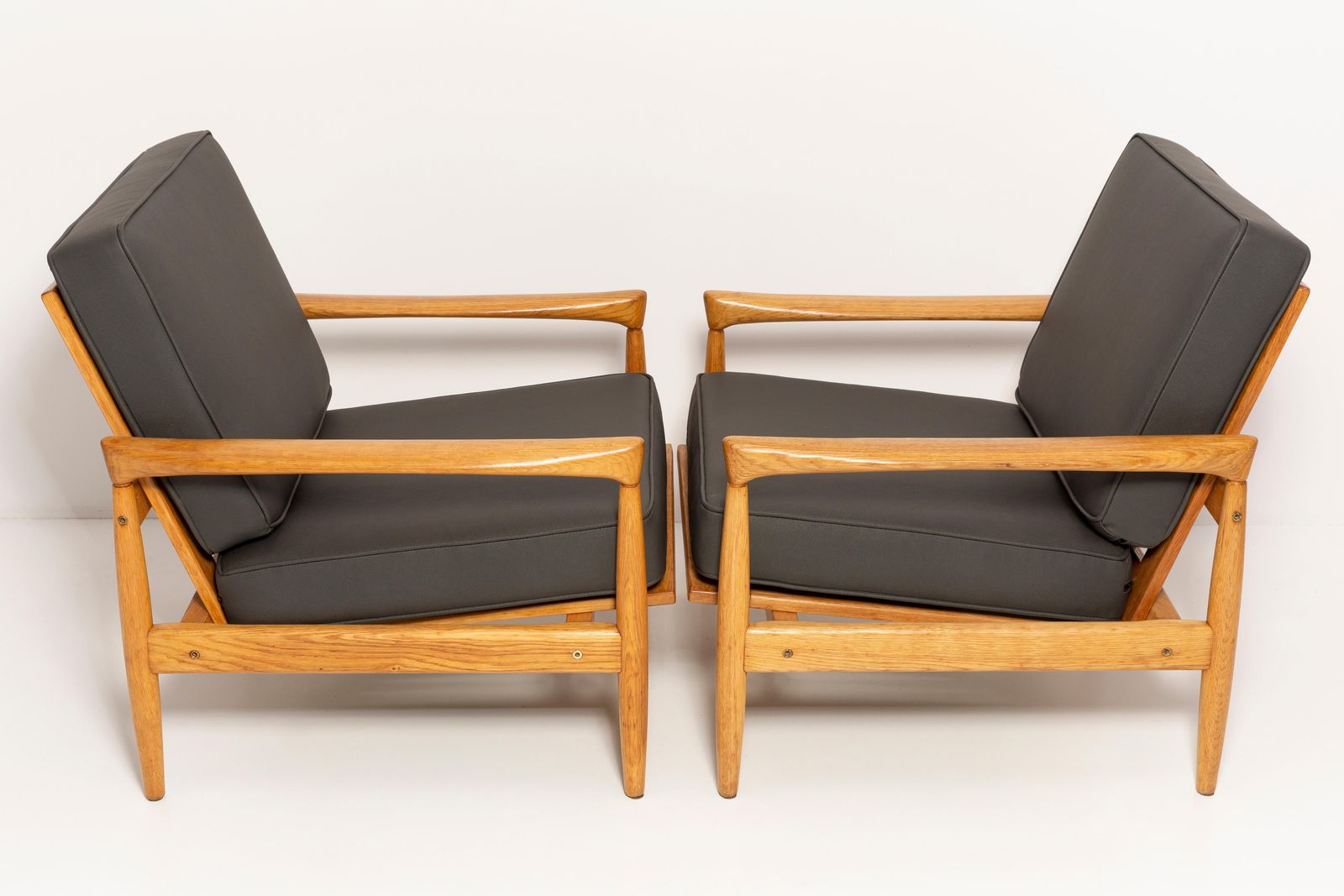 Set Van 2 Scandinavische Fauteuils In Eiken "Kolding" Van Erik Wörts, Jaren 1960 photo for sale