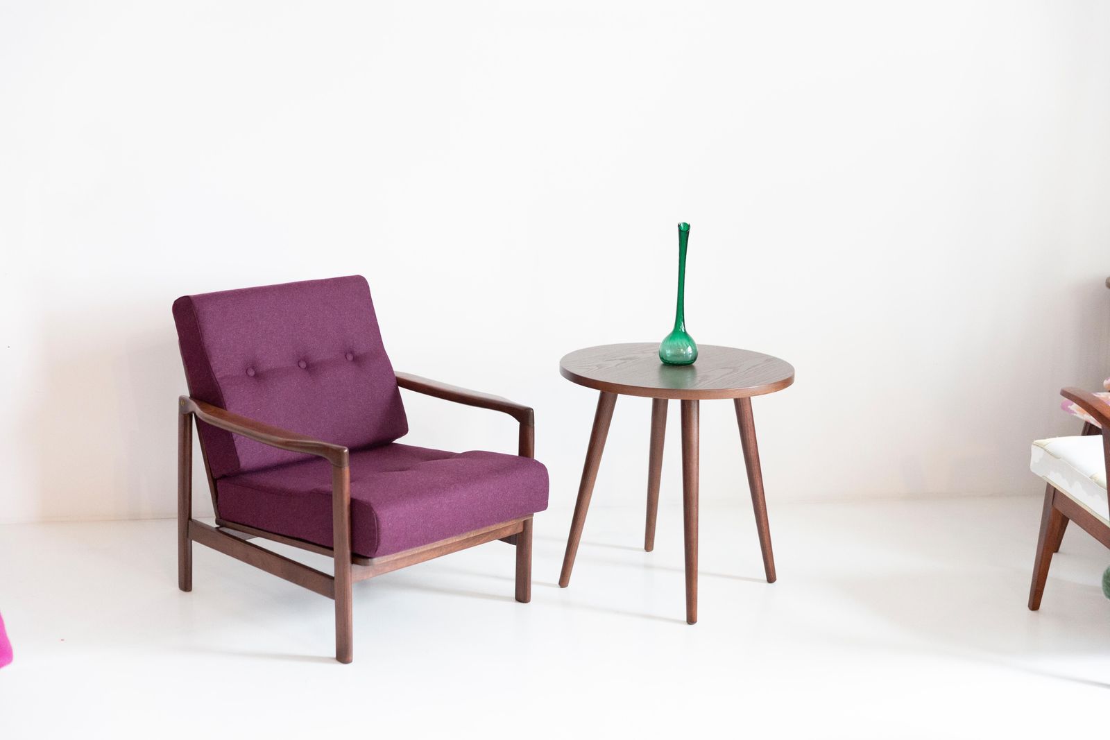 Paar Mid Century Fauteuils Met Paarse Wolvelours Bekleding, Zenon Baczyk, Polen, Jaren 1960 photo Meubels