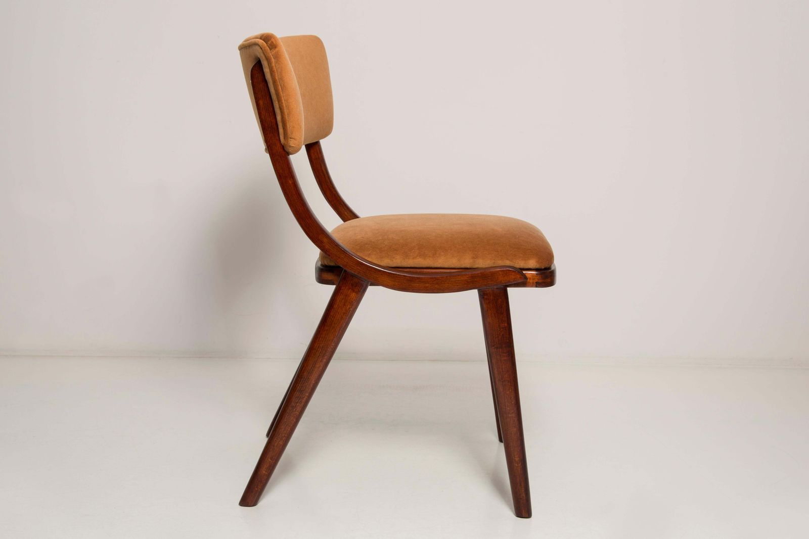 Acht Mid Century Modern Bumerang Stoelen, Bruin Beige Velours, Polen, Jaren 1960 photo vinterior