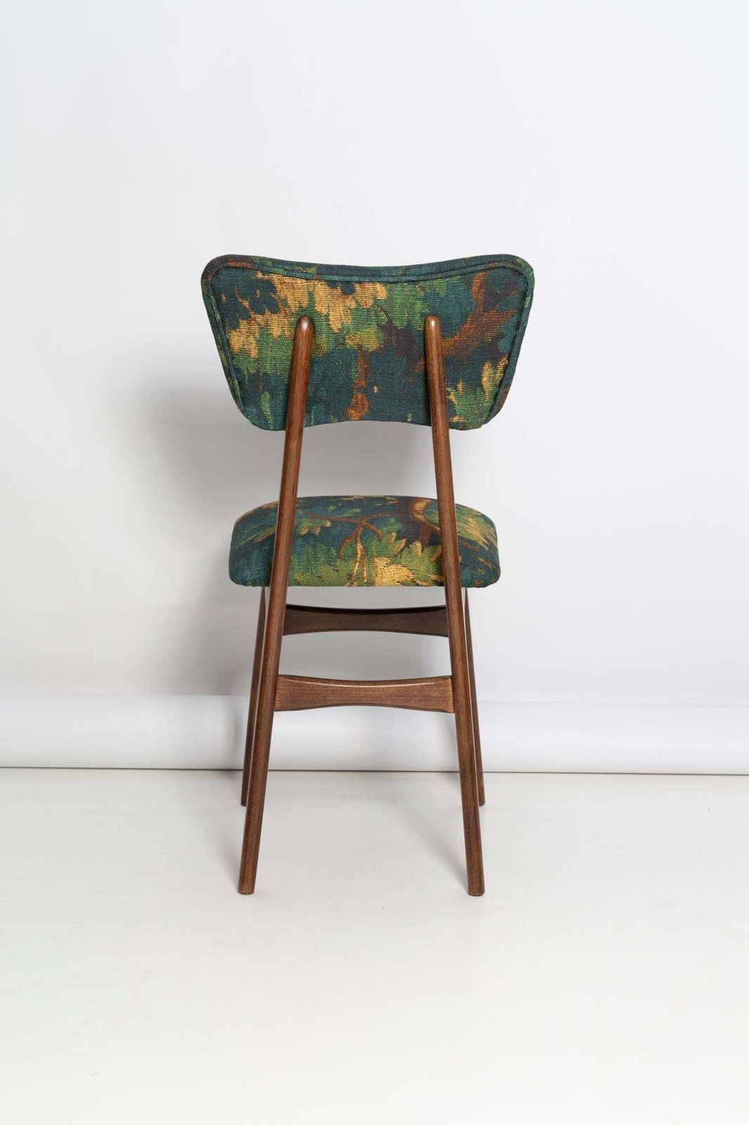 photo vinterior Set Van Acht Mid Century Vlinterstoelen, Linnen Schwarzwald Dedar, Europa, Jaren 1960