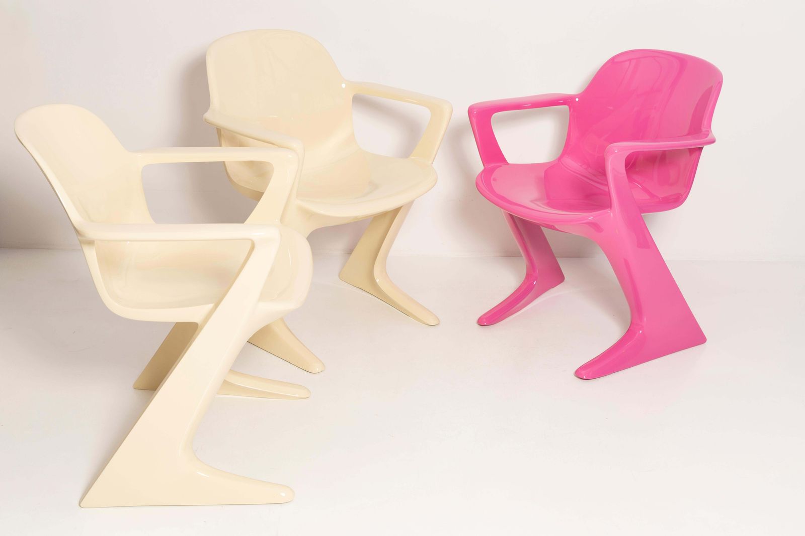 Four Mid Century Pink Beige Red Kangaroo Chairs, Ernst Moeckl, Germany, 1960s photo Furniture