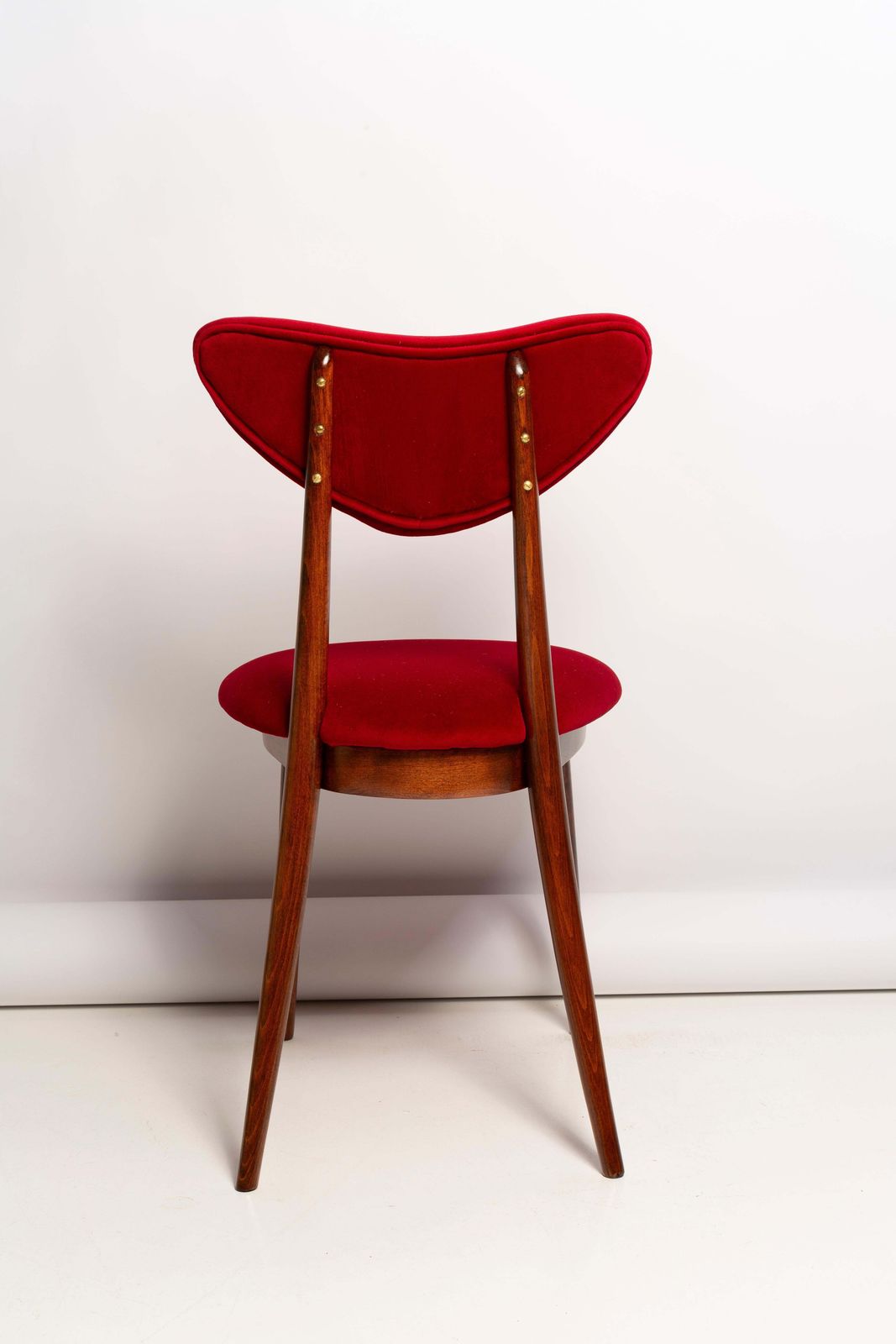 photo vinterior Set Of Twelve Mid Century Red Heart Chairs, Poland, 1960s