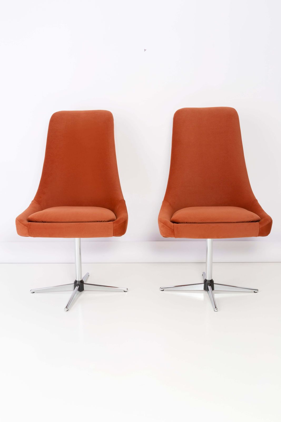 Pair Of 20th Century Vintage Orange Ochra Velvet Swivel Armchairs, 1960s photo furniture